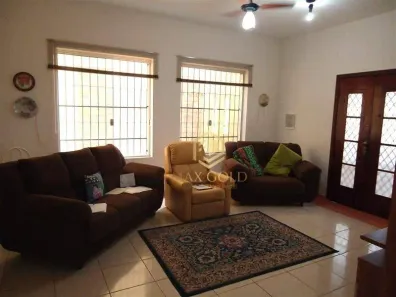 Casa com 4 Quartos à venda, 200m² no Jardim Santa Clara, Taubaté