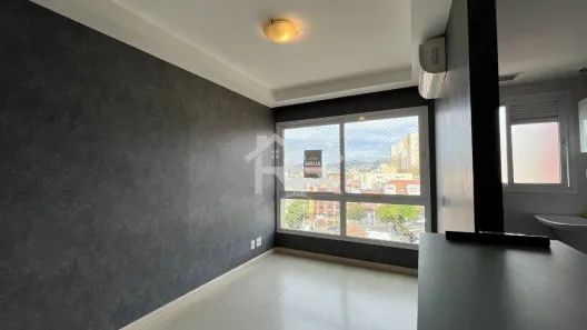 Apartamento com 2 Quartos para alugar, 75m² no Santana, Porto Alegre