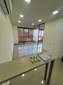 Sala Comercial para alugar, 53m² no Sítio Tamboré Alphaville, Barueri