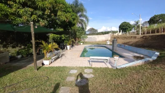 Fazenda/Sítio com 3 Quartos à venda, 195m² no Floresta Escura, São Pedro