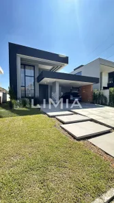 Casa com 3 Quartos à venda, 210m² no Distrito Industrial, Cachoeirinha