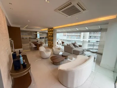 Apartamento com 4 Quartos à venda, 265m² no Gonzaga, Santos