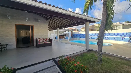 Casa de Condomínio com 3 Quartos para alugar, 300m² no Barra do Jacuípe (Monte Gordo), Camaçari