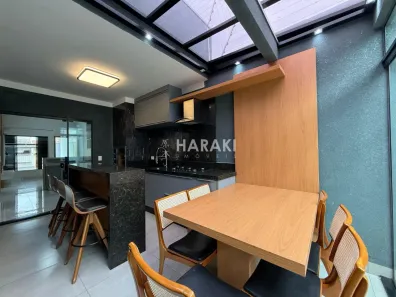 Casa com 3 Quartos para alugar, 93m² no Jardim Rebouças, Maringá