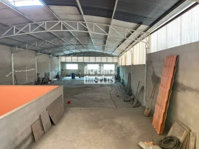 Galpão/Depósito/Armazém para alugar, 300m² no Monte Castelo, Contagem