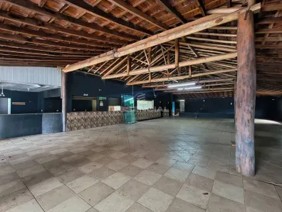 Galpão/Depósito/Armazém para alugar, 330m² no Parque dos Pinheiros, Botucatu