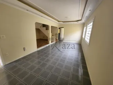 Sobrado com 5 Quartos à venda, 165m² no Jardim Valparaíba, São José dos Campos