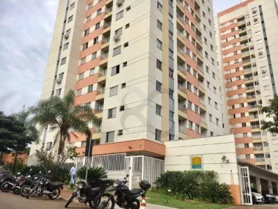 Apartamento com 3 Quartos para venda ou aluguel, 69m² no Aurora, Londrina