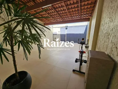 Casa com 2 Quartos à venda, 70m² no Laranjeiras, Uberlândia