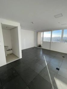 Sala Comercial à venda, 33m² no Novo Homero Thon, Santo André