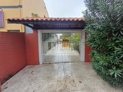 Casa com 3 Quartos à venda, 210m² no Oficinas, Ponta Grossa