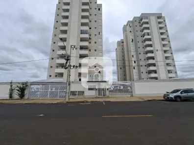 Apartamento com 2 Quartos para alugar, 48m² no Jardim Europa, Uberlândia