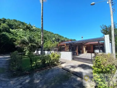 Casa com 5 Quartos à venda, 219m² no Daniela, Florianópolis