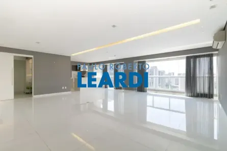 Apartamento com 3 Quartos à venda, 162m² no Vila Romana, São Paulo