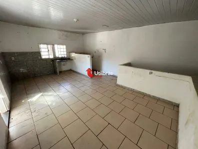 Casa com 2 Quartos para alugar, 65m² no Jonas Veiga, Belo Horizonte