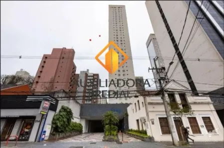 Apartamento com 1 Quarto para alugar, 47m² no Centro, Curitiba