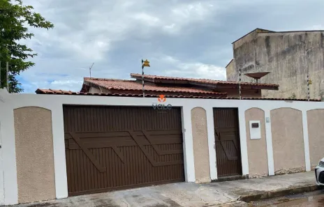 Casa com 5 Quartos à venda, 200m² no Plano Diretor Sul, Palmas