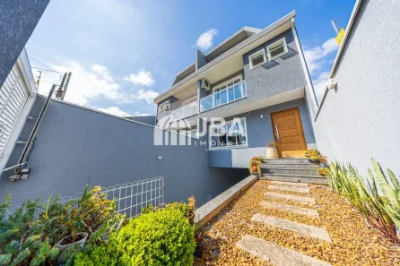 Sobrado com 4 Quartos à venda, 256m² no Pilarzinho, Curitiba