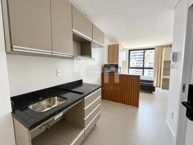 Apartamento com 1 Quarto para alugar, 30m² no Centro, Florianópolis