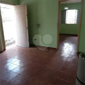 Casa com 2 Quartos à venda, 80m² no Parque Maria Domitila, São Paulo