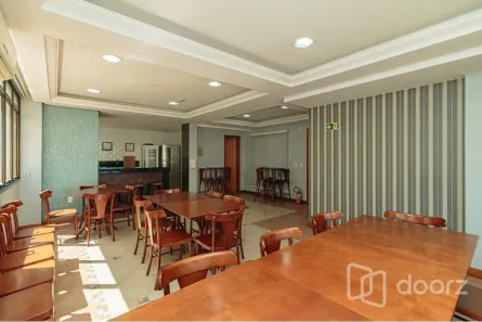 Apartamento com 2 Quartos à venda, 68m² no Menino Deus, Porto Alegre