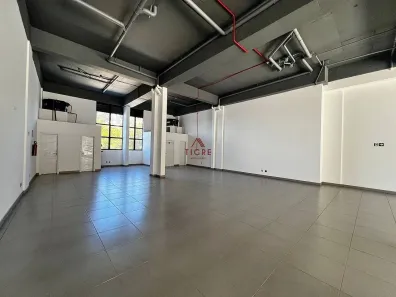 Sala Comercial para alugar, 259m² no Planalto, Belo Horizonte