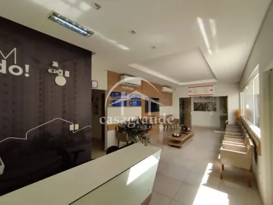 Prédio Comercial à venda, 900m² no Vigilato Pereira, Uberlândia