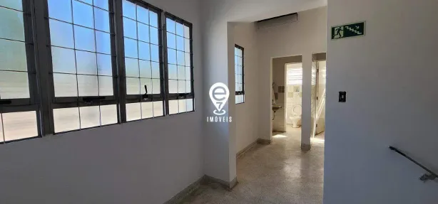 Galpão/Depósito/Armazém para alugar, 700m² no Campanário, Diadema