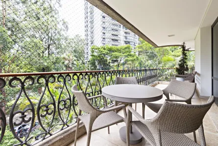 Apartamento com 4 Quartos para alugar, 350m² no Santo Amaro, São Paulo