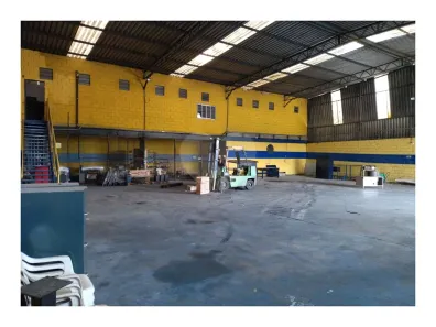 Ponto Comercial para alugar, 1075m² no Parque Edu Chaves, São Paulo
