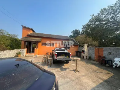 Casa com 2 Quartos à venda, 75m² no Centro, Laguna