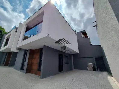 Sobrado com 3 Quartos à venda, 135m² no Uberaba, Curitiba