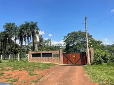 Fazenda/Sítio com 3 Quartos à venda, 70m² no Conjunto Alvorada, Uberlândia