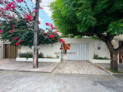 Casa de Condomínio com 5 Quartos à venda, 230m² no Tauape, Fortaleza