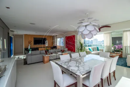 Apartamento com 3 Quartos à venda, 236m² no Vila Nova Conceição, São Paulo