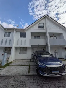 Casa com 3 Quartos à venda, 135m² no Jardim das Américas, Curitiba