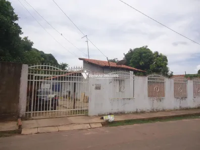 Casa com 4 Quartos à venda, 300m² no Esplanada, Teresina