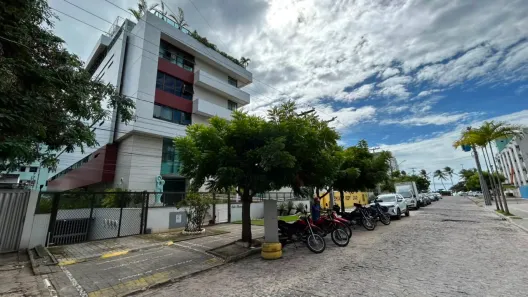 Apartamento com 3 Quartos para alugar, 138m² no Cabo Branco, João Pessoa