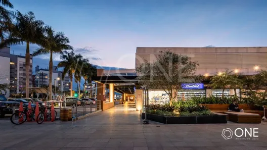 Ponto Comercial para alugar, 52m² no Boa Vista, Porto Alegre
