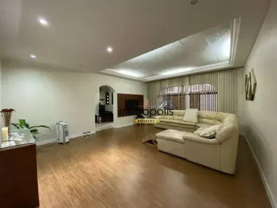 Sobrado com 4 Quartos à venda, 255m² no Jardim do Estádio, Santo André