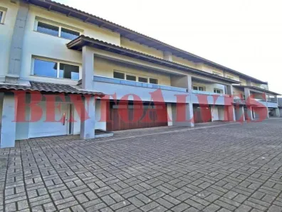 Casa com 3 Quartos para alugar, 310m² no Jardim América, Caxias do Sul