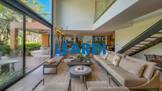 Casa de Condomínio com 4 Quartos à venda, 550m² no Alphaville Residencial Dois, Barueri