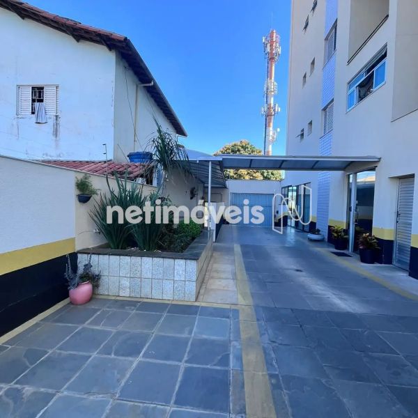 Apartamento com 2 quartos — Nova Esperança, Belo Horizonte