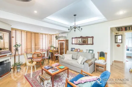 Apartamento com 3 Quartos à venda, 83m² no Jardim Botânico, Porto Alegre