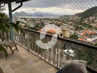 Casa com 4 Quartos à venda, 350m² no São Francisco, Niterói