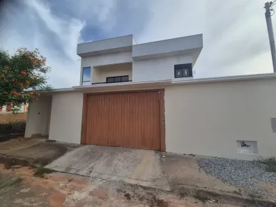Casa com 3 Quartos à venda, 230m² no Pousada do Sol, Pouso Alegre