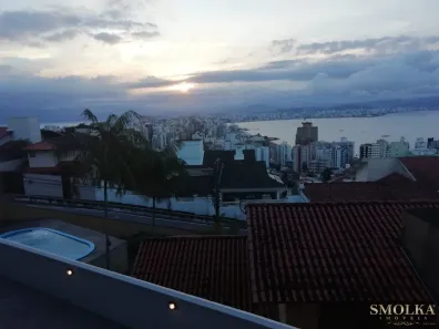 Imóvel Comercial com 4 Quartos à venda, 450m² no Centro, Florianópolis