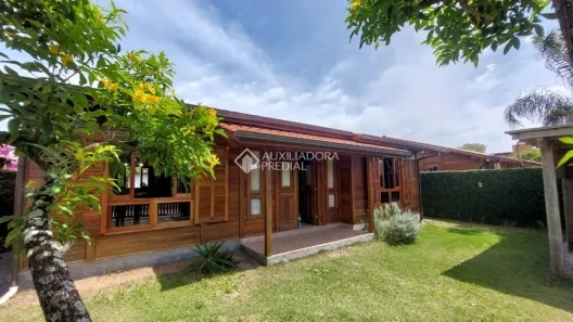 Casa com 3 Quartos à venda, 120m² no Campeche, Florianópolis