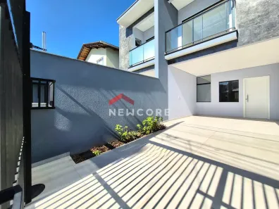 Sobrado com 2 Quartos à venda, 105m² no Costa e Silva, Joinville