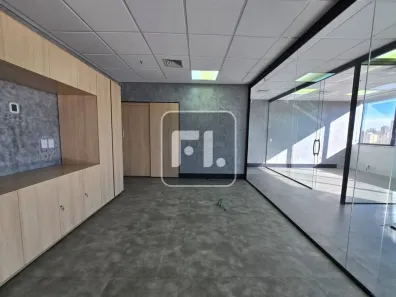 Sala Comercial para alugar, 160m² no Parque Industrial Tomas Edson, São Paulo